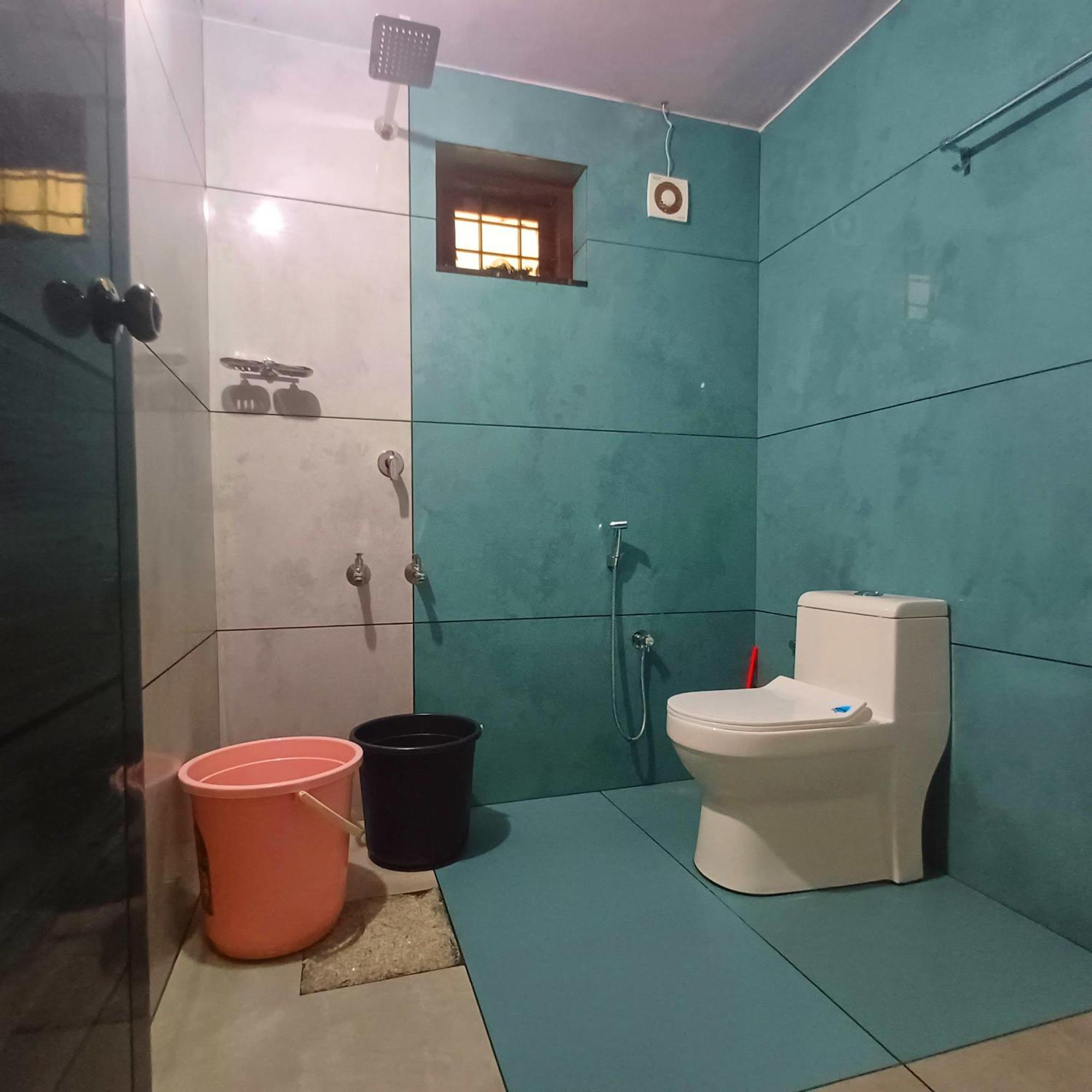 Wayanad Empire Budget Villa Kalpatta Ngoại thất bức ảnh